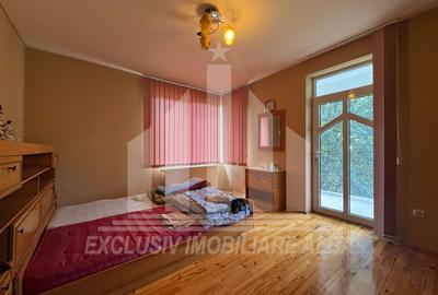 Casa individuala | Pensiune | 380 mp | 1377 mp teren | Cetate - 9