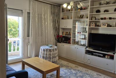 Apartament 2 camere de vanzare