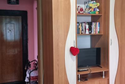 Apart. 4 cam, etaj 10, zona Ostroveni, mobilat, utilat, cu centrala proprie - 4