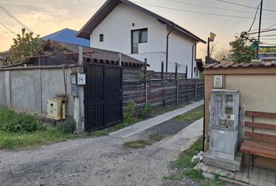 Casa Individuala Comuna Berceni, 4 camere, 2 bai, 3 min de Lidl, Mega, Penny - 1