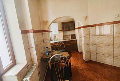 Un superb apartament 3 camere zona centrala - 12