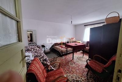 Oportunitate rară! Casă spațioasă aproape de Barajul Valea Uzului, Darmanesti - 8