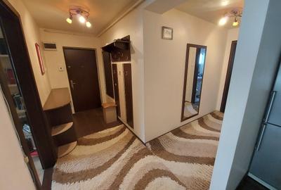Apartament cu 3 camere,parcare ,etaj intermediar, zona Eroilor - 4