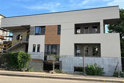 Inchriez spatii comerciale, birouri,cabine medicale   etc Precista - 1