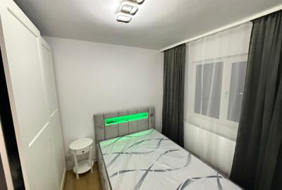 Apartament cu 2 camere decomandat, mobilat în Apărătorii Patriei