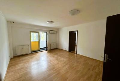 Apartament 3 camere decomandat | zona Decebal - Burebista | Centrala Proprie