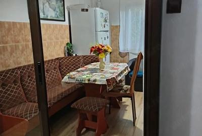 3 camere, decomandat, situat la parter, Soarelui 70 mp - 3