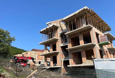 Apartament generos de 4 camere – 123 mp, 3 balcoane, 2 bai, bloc nou - 3