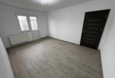 Apartament 2 camere cu balcon zona Ciresica - 4