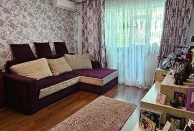 Apartament cu 2 camere semidecomandat în Mircea cel Bătrân