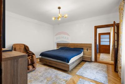 Casă cu 5 camere de vânzare - Aradul Nou - 11