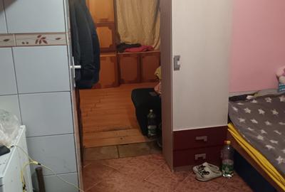 Vand casa 1 cam. in curte comuna - 2