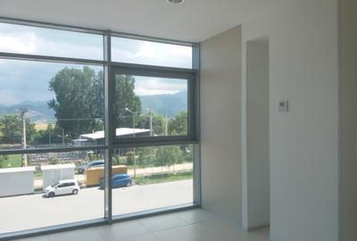 Spatiu birouri 15-20 mp in Ghimbav Aeroport # RoBU Spatii comerciale - 9