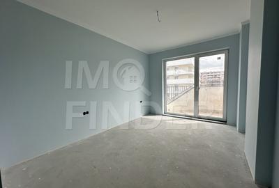 Apartament cu 2 camere semidecomandat în Florești