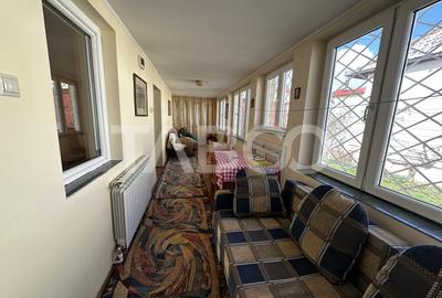 Casa familiala pentru locuit sau vacanta , spatioasa si confortabila . - 13