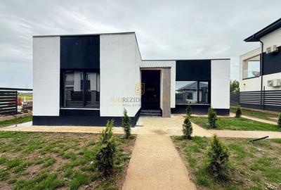 Casa Individuala cu 3 camere, 2 bai, teren 375 mp - zona centrala - 1