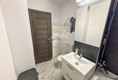 Apartament 3 camere de vanzare - modernizat 2024 - Poarta 6 - 5