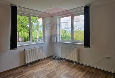 Casă / Vilă cu 4 camere de închiriat în zona Andrei Muresanu - 14
