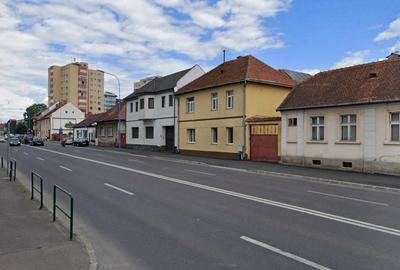 Casa nemobilata in zona Grivitei - Colina Universitatii - 1