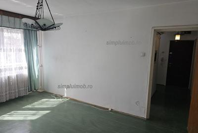 Apartament cu 2 camere decomandat în Apărătorii Patriei