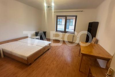 Apartament la casa 3 camere 105 mpu cu curte  zona Tiglari Sibiu - 1
