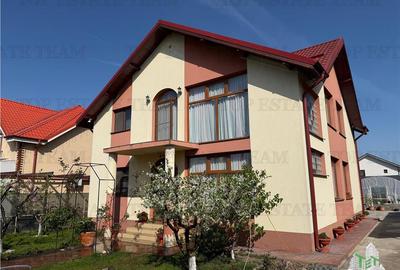 Vila premium cu teren de 721 mp - 190.000EURO – liniste si intimitate aproape de - 1