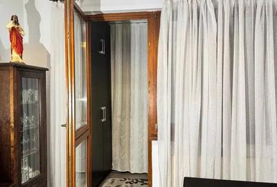 Apartament cu o camera, decomandat, balcon, zona ANL - 6