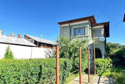 Casa batraneasca cu etaj de vanzare in Ploiesti  zona Popa Farcas  341 mp tere - 1