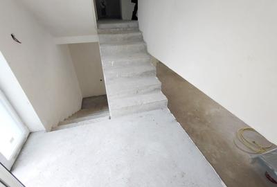 Casa cuplata, noua, intr-o zona de case- linistita,in Dambul Rotund - 32