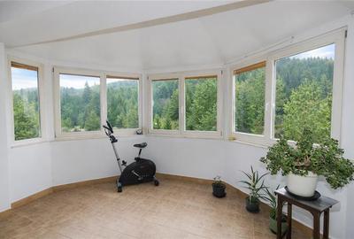 Resedinta cu atmosfera familiara,peisaj imersiv,amplasare premium,Zarnesti,Braso - 5