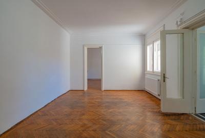 Raritate | Casa Căsătoriilor | Apartament în vilă, curte, 2 garaje! - 10
