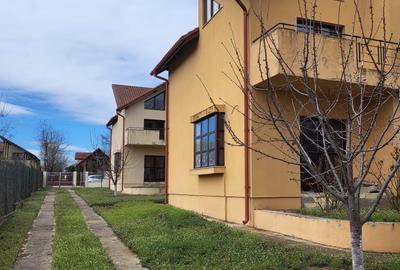 Ansamblu boutique cu 3 vile – libertate, spațiu și natură în Snagov - 1