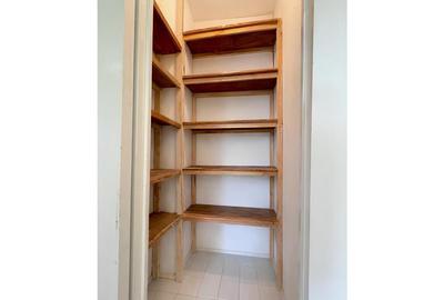 Apartament 2 camere la etaj intermediar pe Calea Bucuresti - 12