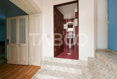 Casa de vanzare Vasile Aaron 3 camere si teren / curte comuna 1 vecin - 11