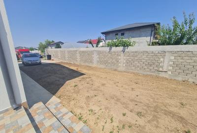 Vila cu 4 camere,2 bai,finisaje deosebite,curte 330 mp - 12