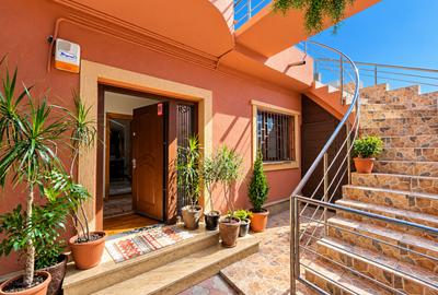 Casa P+M - Palas - teren 340mp - 6 camere - 7