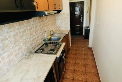 Steaua | 38 mp utili | Etaj 2 | Centrală proprie | Decomandat - 6