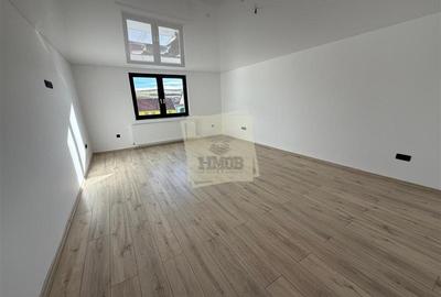 Casa cu 4 camere si 3 bai pretabila birouri in Sura  Mare - 17