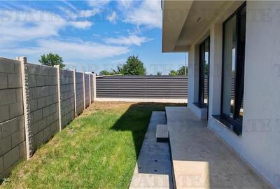 Vila 6 camere, incalzire in pardoseala, P+1+M, toate utilitatile, 180mp teren, P - 17
