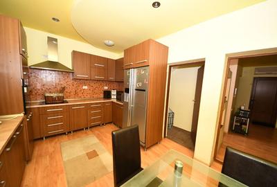 Vila spatioasa, pretabil pentru locuit/clinica, zona Micro 17 – Galati - 13