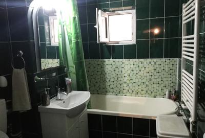 Apartament renovat, trei camere decomandate, etaj 2 din 4, IC Frimu