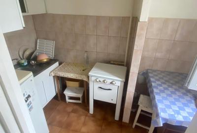 Teiul doamnei garsoiera et 6 - 4