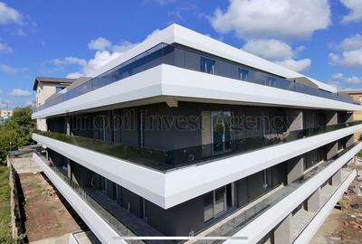 Apartament 4 camere de vanzare Pipera in bloc cu vedere la lac - 7