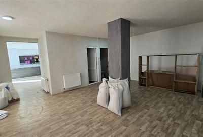 Casa si Spatiu Comercial Luncusoara Suceava De Vanzare - 16