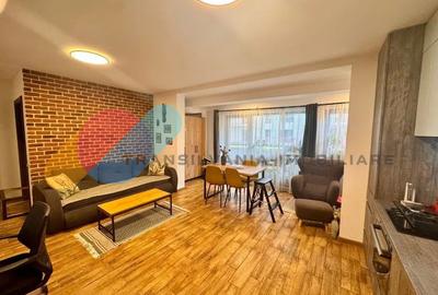 Apartament cu 2 camere semidecomandat, mobilat în Florești