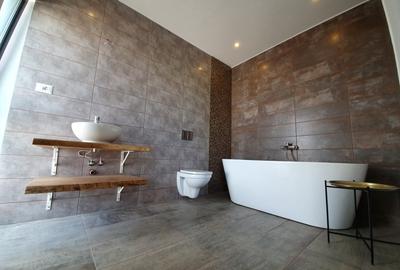 Proprietar - Single 4 camere, 330 mp curte compacta, living 40 mp - 8
