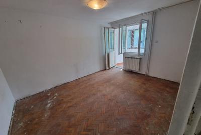 Apartament 2 camere decomandat Piata Nicolina - 8