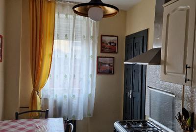 Proprietar, apartament 3 camere, confort 1, decomandat, central, Piața Mică - 2