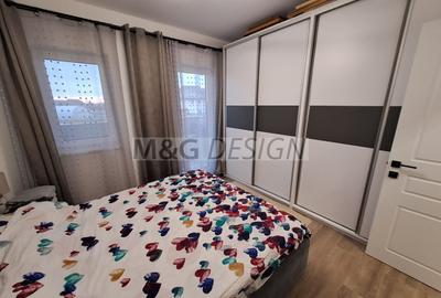 3 camere  bloc nou, 80 mp utili , balcon de 20 m - 25