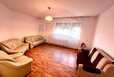 Casă / Vilă cu 7 camere de închiriat în zona Oncea - 8